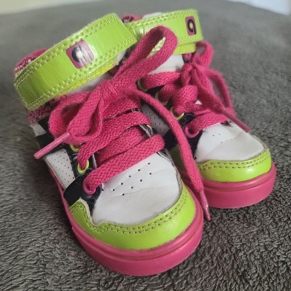 Toddler girl shoes Size 5